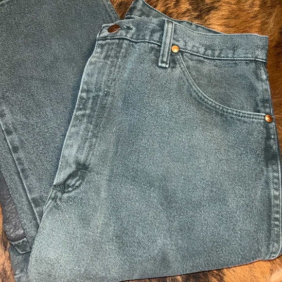 Wranger vintage hunter green jeans - Picture 3 of 3